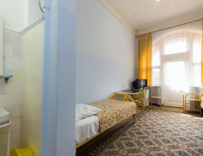 Стандарт 3-местный 3 кат. (корп.1) - Санаторий «Москва» Кисловодск